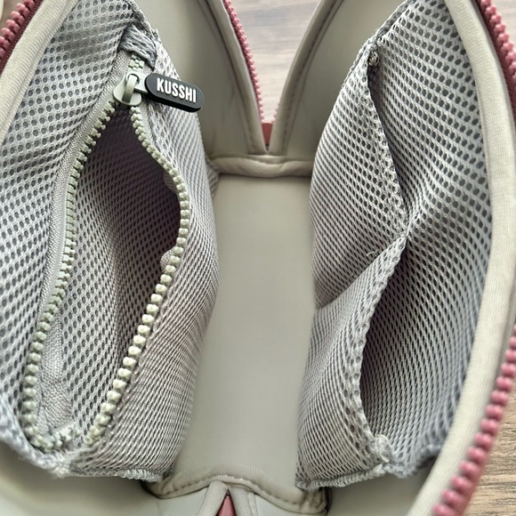 KUSSHI Neoprene Makeup Bag-Awesome Condition! - Picture 6 of 9